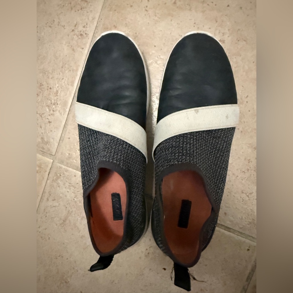 OluKai Slip-On Yoga Wool & Leather Loafers in Black, Gray and White- 8.5 W